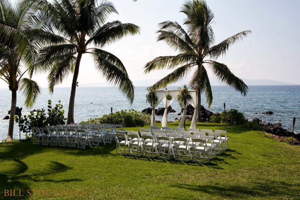 The Sugarman Estate can accommodate up to 300 guests and offer different areas on the estate to showcase your wedding and reception.  Image Source